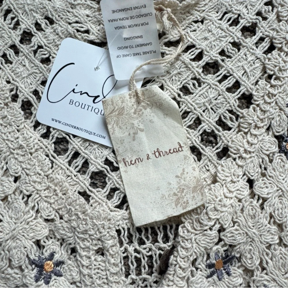 Hem & Thread Women’s Medium Cream Crochet Top Dress - Picture 5 of 13